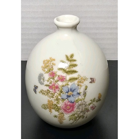 Fenton Other - Vintage Fenton Bud Vase With Flower Takashara